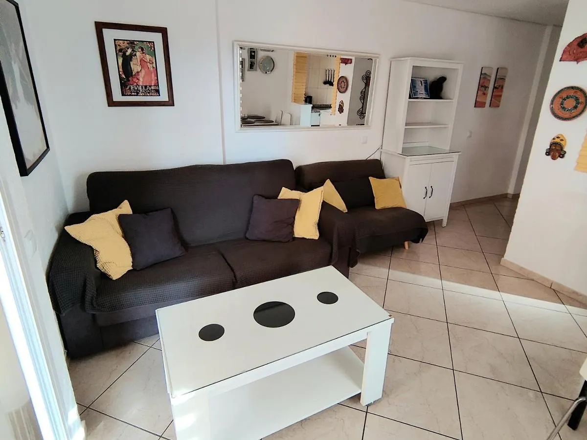Minerva 1-Bedroom, Wi-Fi Included Benalmadena Apartment