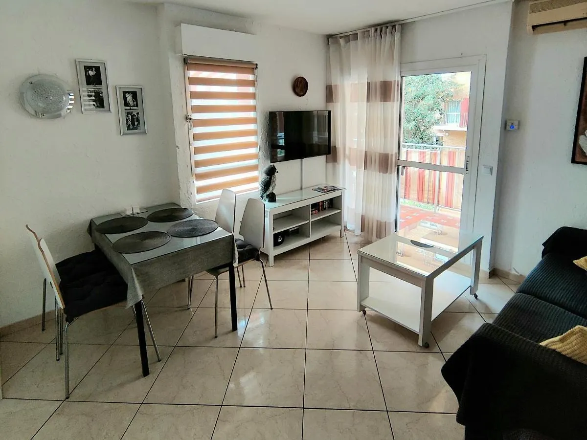 Minerva 1-Bedroom, Wi-Fi Included Benalmadena