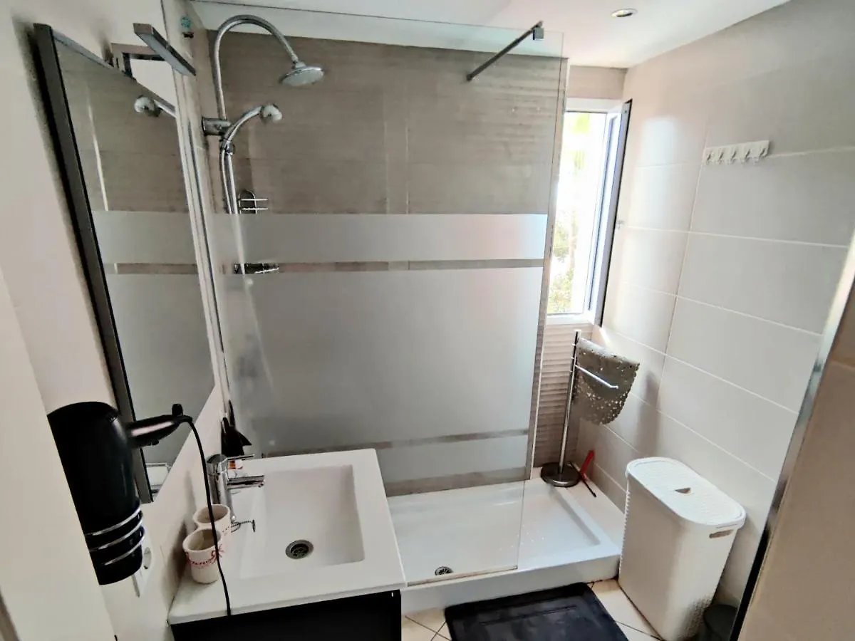 公寓 Minerva 1-Bedroom, Wi-Fi Included 贝纳尔马德纳